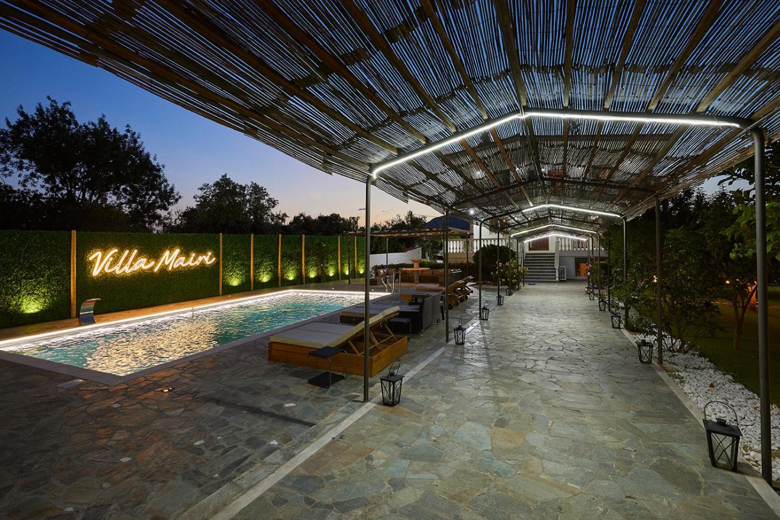 Villa Mairi - 2 Private Pools & Game Room Near Athens Salamis Exterior photo